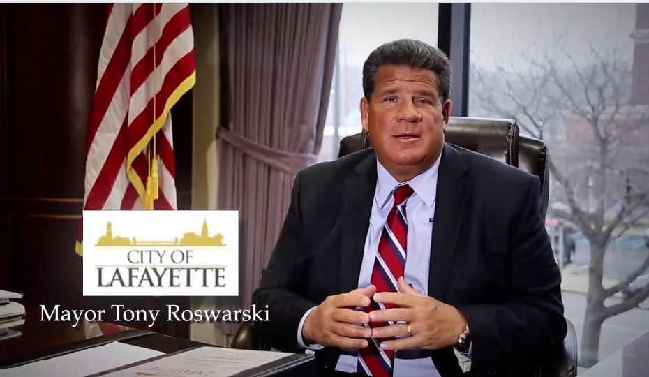 Mayor Roswarski at his desk